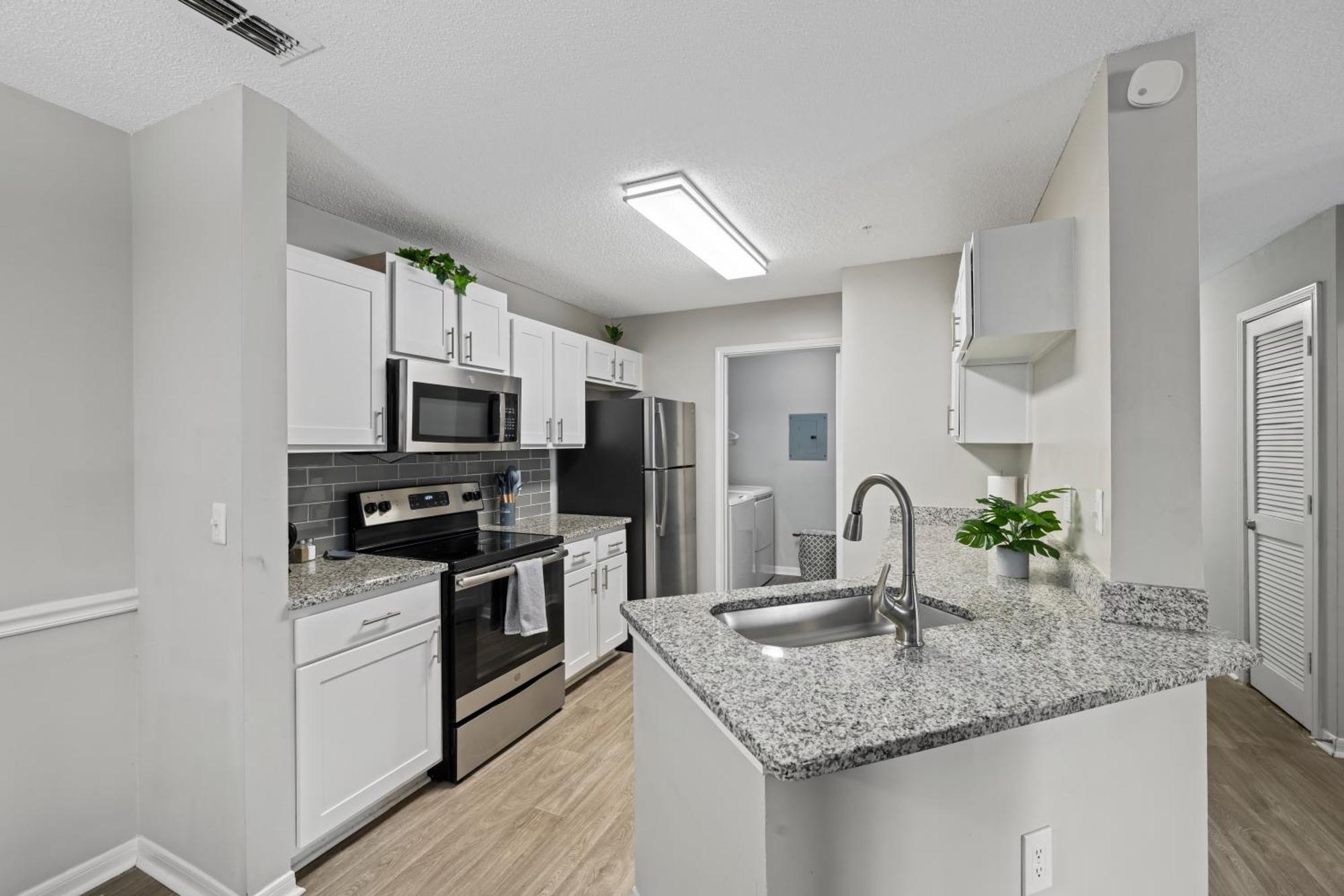 Charming3br In Georgia Prime Location