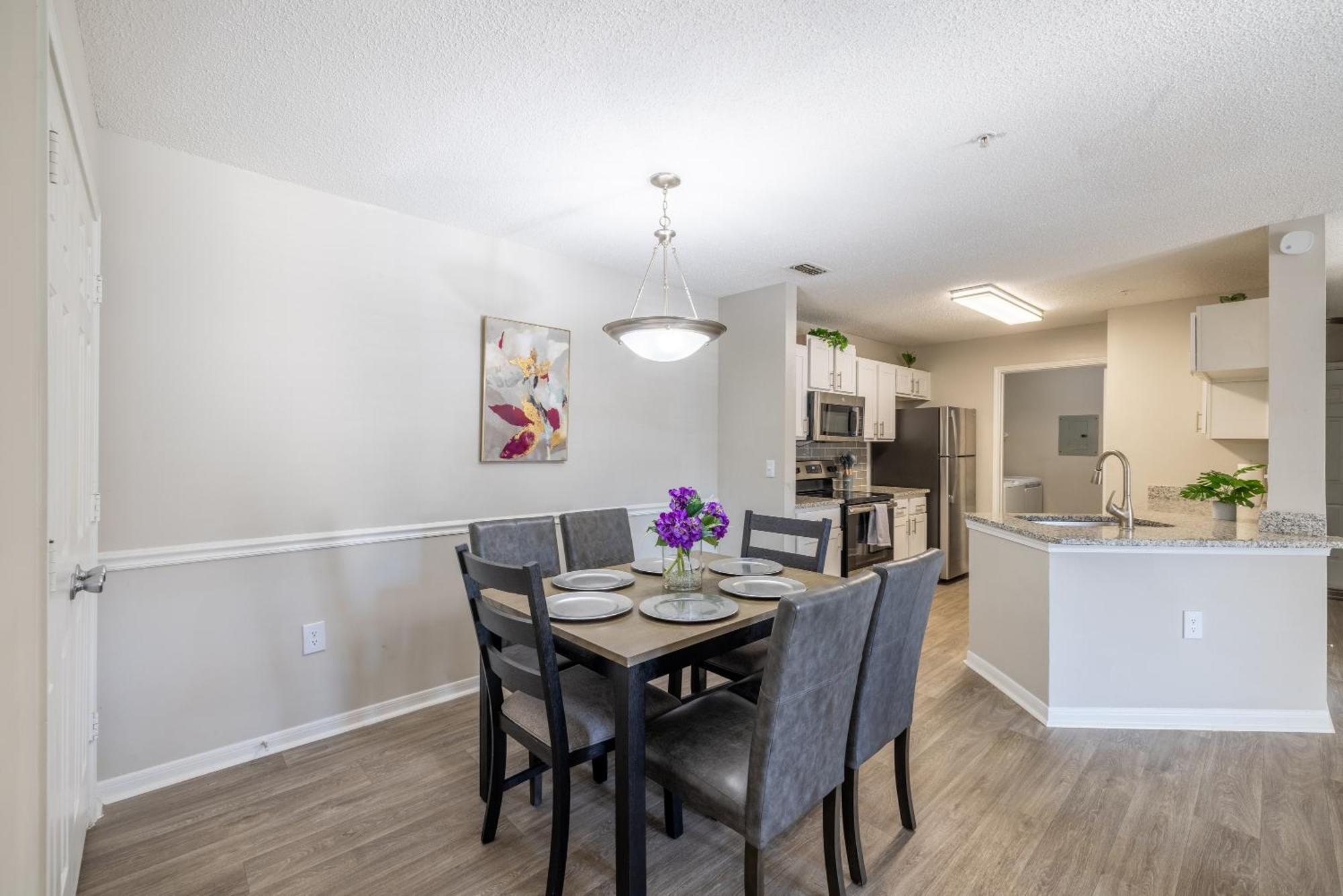Apartment Charming3br In Georgia Prime Location